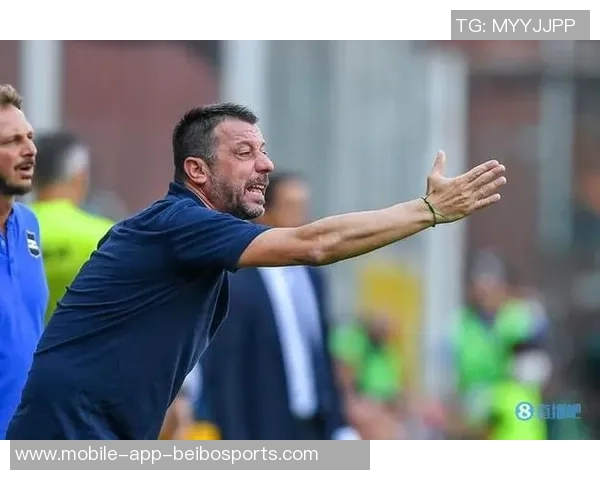 莱切主帅谈卡马达点球失误:高水平比赛中球门似乎变小了 莱切主帅谈卡马达点球失误:高水平比赛中球门似乎变小了