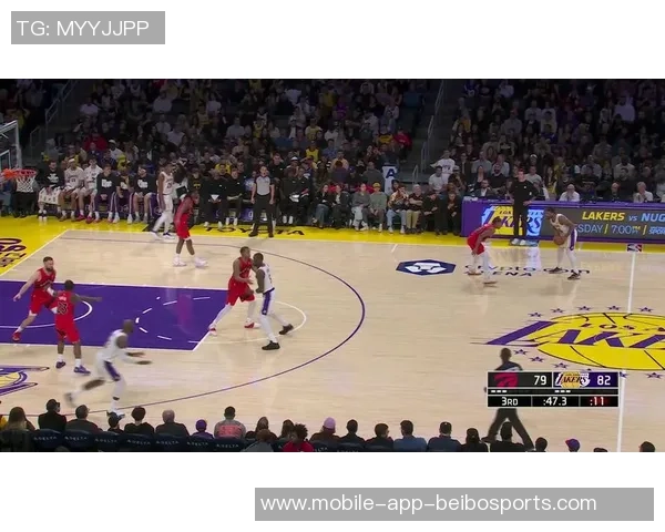 艾顿状态下滑詹姆斯不给球防守频频失误成球队隐患