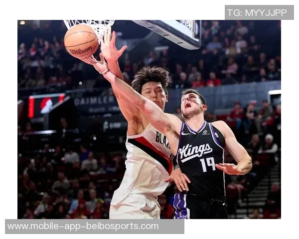 杨瀚森第三节短暂出场两分钟未能触球因掩护犯规被迫下场休息