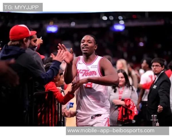 阿门谈范弗里特受伤后心态调整努力成为场上教练并减少失误 阿门谈范弗里特受伤后心态调整努力成为场上教练并减少失误